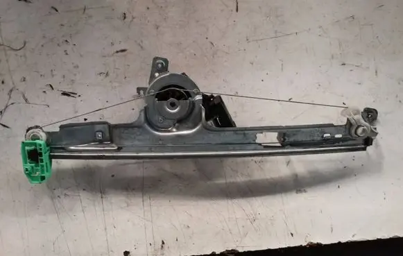Renault Scenic II - Grand scenic II Front door window regulator with motor 440726