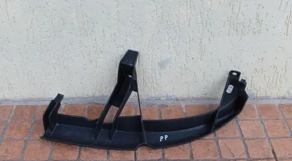 Renault Scenic II - Grand scenic II Headlight/headlamp mounting bracket 8200183758