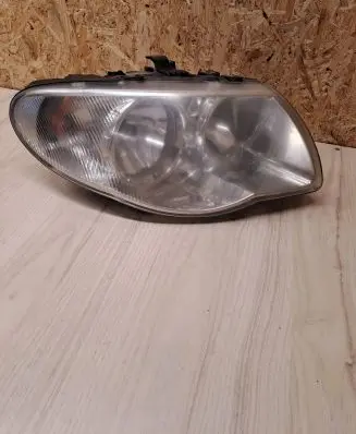 Chrysler Voyager Headlight/headlamp 04857830AC 112009 6240200000