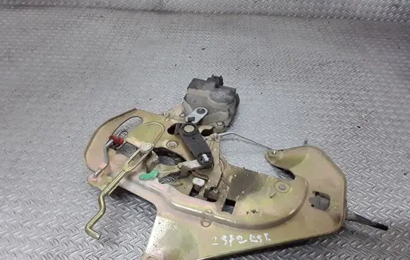 KIA Carnival Sliding door lock 