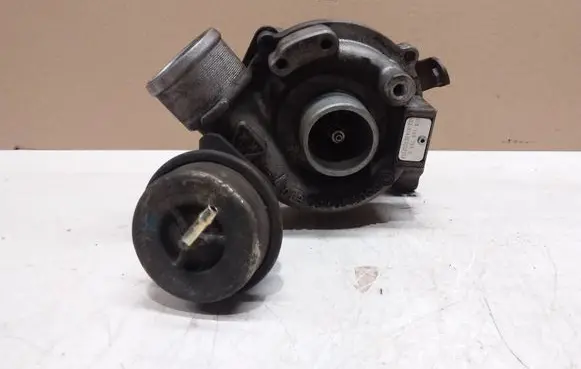 Audi A6 S6 C5 4B Turbo 078145703H