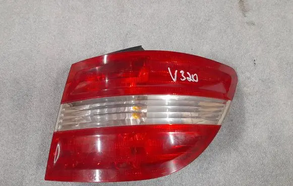 Mercedes-Benz B W245 Rear/tail lights A1698202264 1698202264