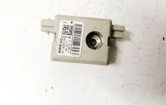 BMW 5 GT F07 Antenna control unit 911826206 28213319