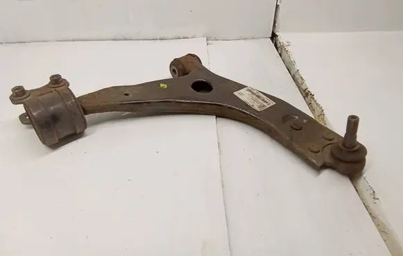 Ford Focus Front lower control arm/wishbone