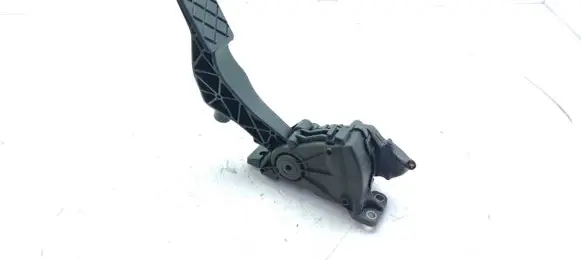 Volkswagen Transporter - Caravelle T5 Accelerator throttle pedal 7H1721503