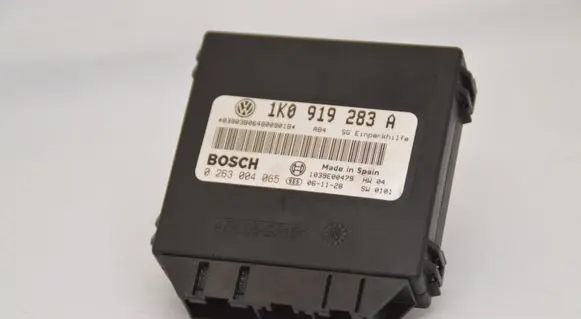Volkswagen Jetta V Parking PDC control unit/module 1K0919283A