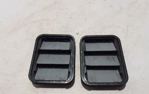 Nissan Qashqai J12 Fender grill 768046RS0A