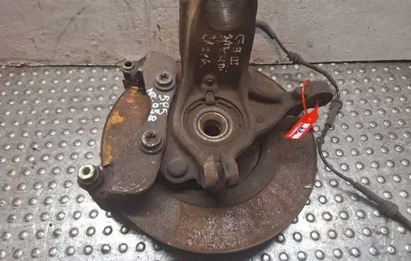 Citroen DS3 Front wheel hub spindle knuckle S17986058 5P5