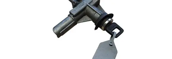 Volvo 940 Ignition lock 1329987