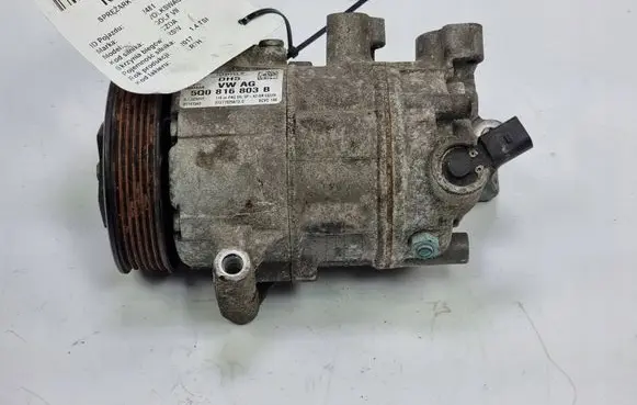 Volkswagen Golf VII Air conditioning (A/C) compressor (pump) 5Q0816803B
