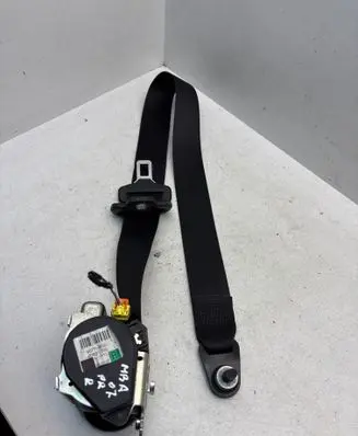 Mercedes-Benz A W169 Front seatbelt 607718200 006R000 51411