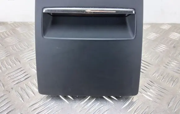 Skoda Superb B6 (3T) Glove box central console 3T0857961