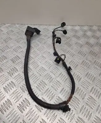 BMW 5 F10 F11 Fuel injector wires 8509133
