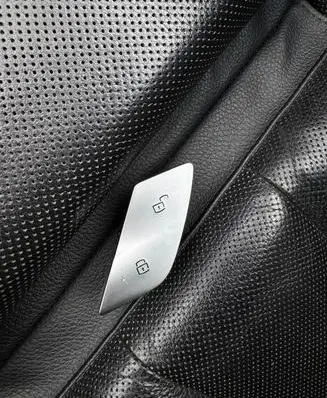 BMW 7 G11 G12 Central locking switch button 9299461 24015 929946104