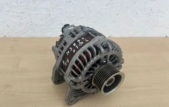 Nissan Qashqai Generator/alternator 23100BC00A