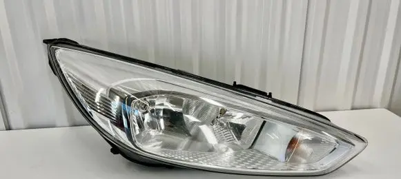 Ford Focus Headlight/headlamp F1EB13W029AD 240120170807