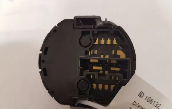 Nissan X-Trail T30 Differential lock switch