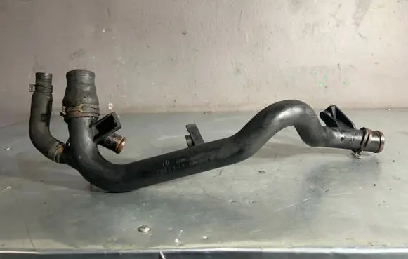 Audi Q5 SQ5 Engine coolant pipe/hose 03L121071B
