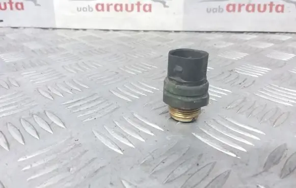 Volkswagen PASSAT B4 Coolant temperature sensor 1H0959481B