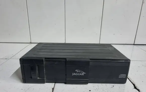 Jaguar XJ X300 CD/DVD changer LXF4160BA