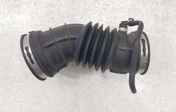 Ford Escape III Air intake hose/pipe GV619R504 GV619R504CB CDQ9B