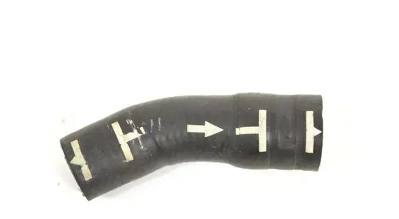 Volkswagen Touareg II Engine coolant pipe/hose 97057258100