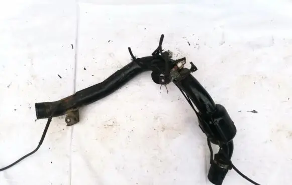 Toyota Avensis Verso Intercooler hose/pipe 136127050