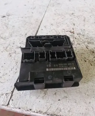 Volkswagen PASSAT B6 Comfort/convenience module 3C0959433H S0453H038
