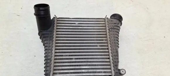 Bentley Bentayga Coolant radiator