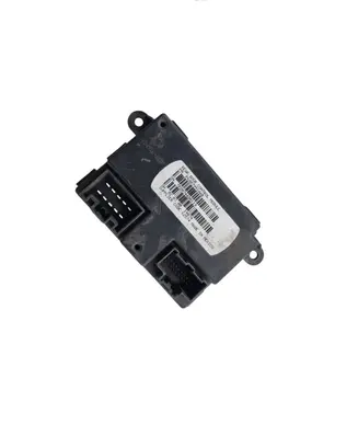 Chrysler Town & Country V Door control unit/module P68079910AB GRS9295