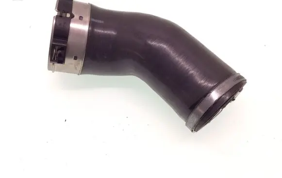 Volvo XC90 Intercooler hose/pipe 32222270