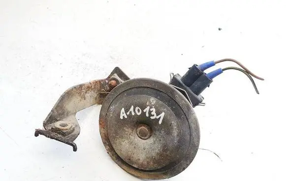 Volkswagen Golf IV Horn signal