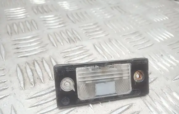 Volkswagen PASSAT B5.5 Number plate light 1J5943021A