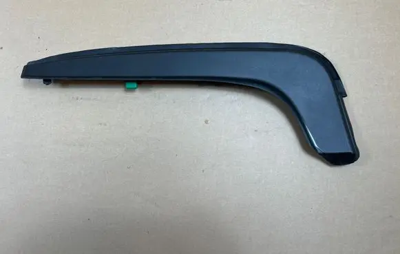 Porsche Taycan 9J1 Other trunk/boot trim element 9J0827460A