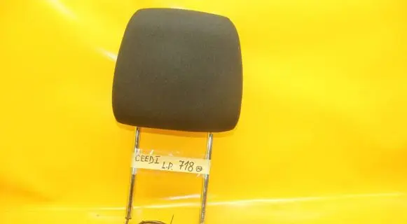 KIA Ceed Front seat headrest 