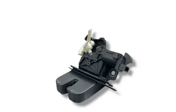 Audi Q7 4L Tailgate/trunk/boot lock/catch/latch 8P4827505C