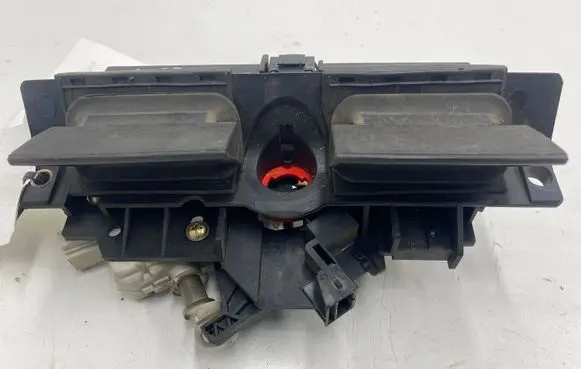 Audi A6 S6 C5 4B Tailgate/trunk/boot lock/catch/latch 4B0827565H