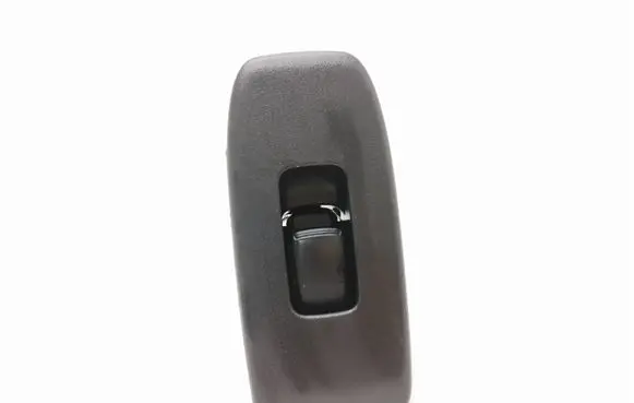Mitsubishi Montero Electric window control switch MR444892