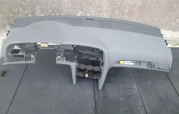 Audi A6 S6 C6 4F Dashboard 4F1858041 P0101981 T0019248