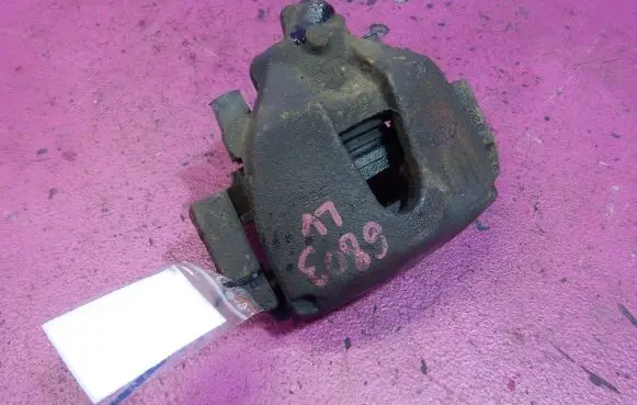 Ford Focus C-MAX Front brake caliper