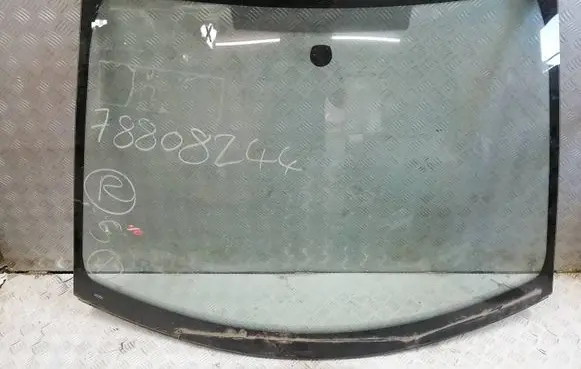 Citroen C3 Front windscreen/windshield window 