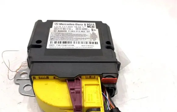 Mercedes-Benz CLA C117 X117 W117 Airbag deployment crash/impact sensor 0285013862