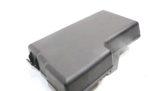 Mazda 5 Fuse box cover C27066760