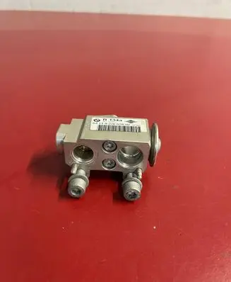BMW X3 F25 Air conditioning (A/C) expansion valve 9226078 64119226078