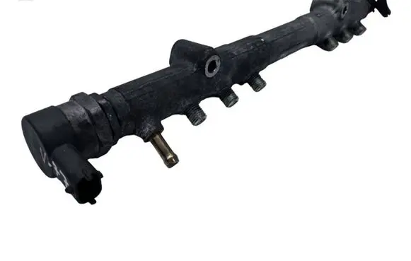 Volvo XC90 Fuel main line pipe 0445215023 000951L3 30757146