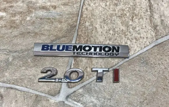 Volkswagen PASSAT B7 Manufacturer badge logo/emblem 5K0853675