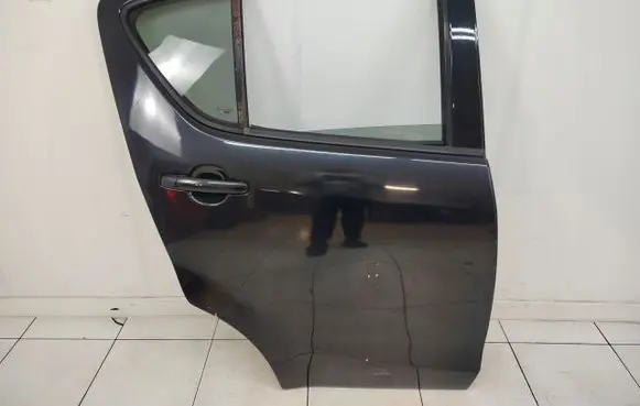 Suzuki Splash Rear door 