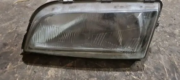 Volvo S40, V40 Headlight/headlamp 14556100