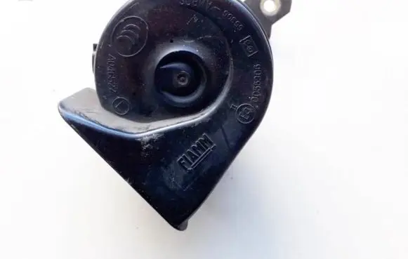 Volvo V70 Horn signal e30055306