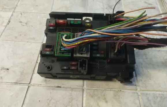 Peugeot 307 BSM Control unit 9644038660 13209406